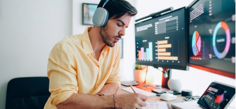 Pengguna bekerja dengan Citrix Platform Flex