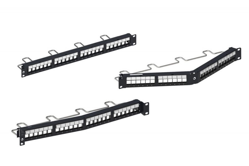 Patch panel tembaga CommScope 1U