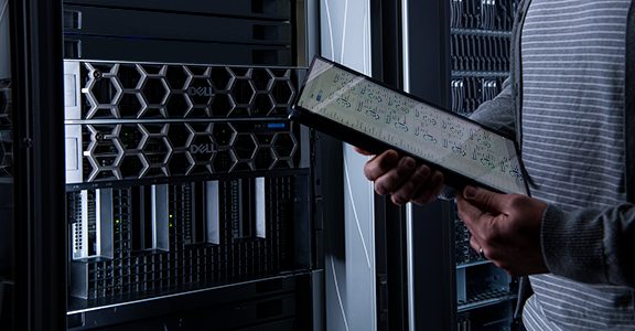 Server Dell PowerEdge di data center