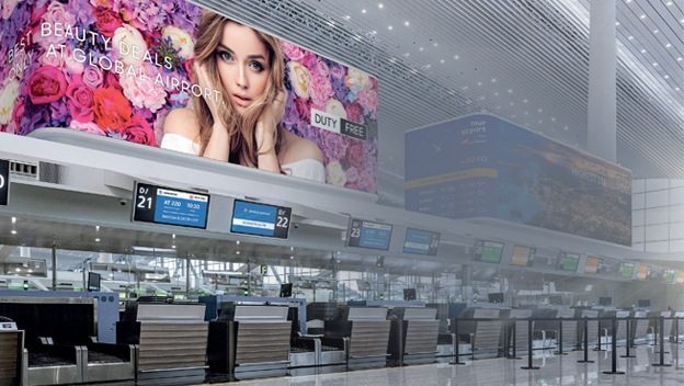 Layar LED indoor Samsung di terminal bandara